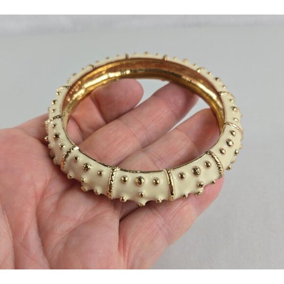 Lilly Pulitzer Bracelet Gold Plated Cream Enamel Sea Urchin Bangle VTG Signed - Picture 7 of 14